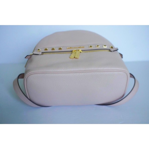 MICHAEL KORS KENLY MEDIUM BACKPACK IN BLUSH PINK - Picture 3 of 8